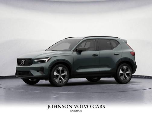 2026 Volvo XC40 Plus, B4 FWD Gas (mild hybrid), Dark