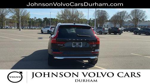 Onyx Black Metallic 2023 Volvo XC60 B5 Ultimate Bright Theme