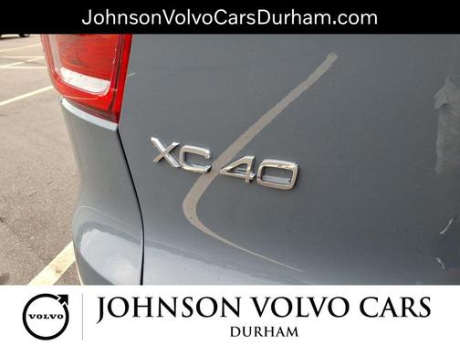 2021 Volvo XC40 T5 R-Design