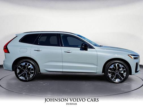 2026 Volvo XC60 Plug-In Hybrid T8 Plus