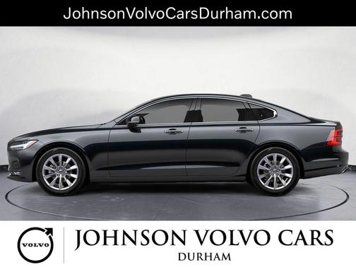2017 Volvo S90 T6 Momentum