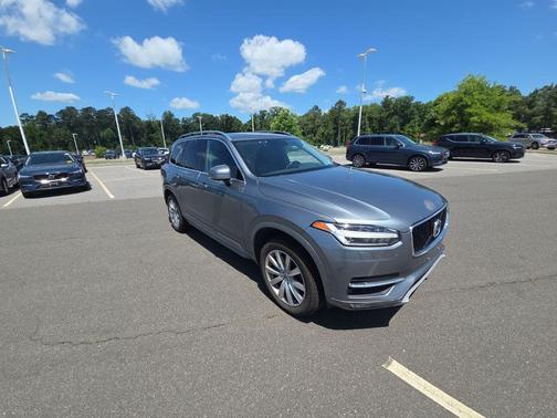 Osmium Grey Metallic 2016 Volvo XC90 T6 Momentum