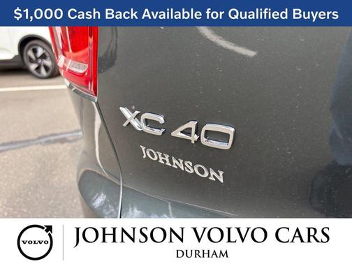Forest Lake 2026 Volvo XC40 Core, B4 FWD Gas (mild hybrid), Dark