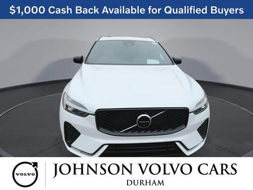 Crystal White Metallic 2026 Volvo XC60 B5 Plus