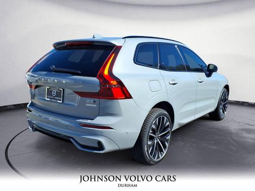 2026 Volvo XC60 B5 Ultra