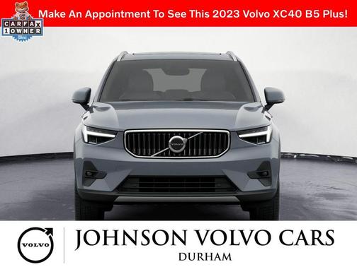 2023 Volvo XC40 B5 Plus Bright Theme