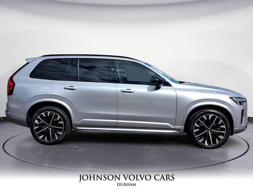 2026 Volvo XC90 Plug-In Hybrid T8 Ultra Dark Theme 7-Seater