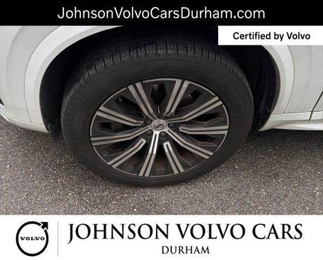 Crystal White Metallic 2023 Volvo XC90 B5 Core