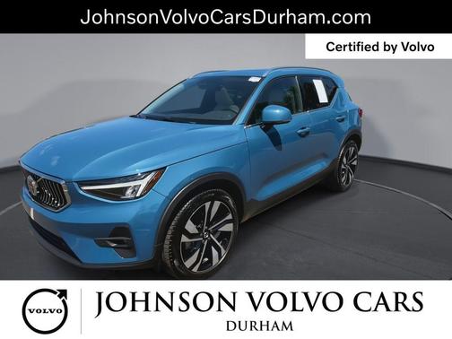 Fjord Blue Metallic 2023 Volvo XC40 B5 Plus Bright Theme