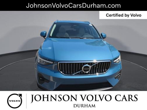 Fjord Blue Metallic 2023 Volvo XC40 B5 Plus Bright Theme