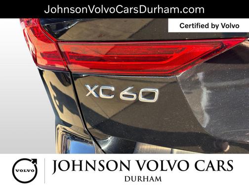 2022 Volvo XC60 B6 Inscription
