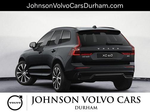 2023 Volvo XC60 B5 Plus Dark Theme