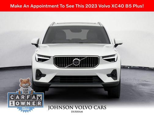 2023 Volvo XC40 B5 Plus Bright Theme