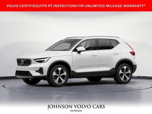 2023 Volvo XC40 B5 Plus Bright Theme