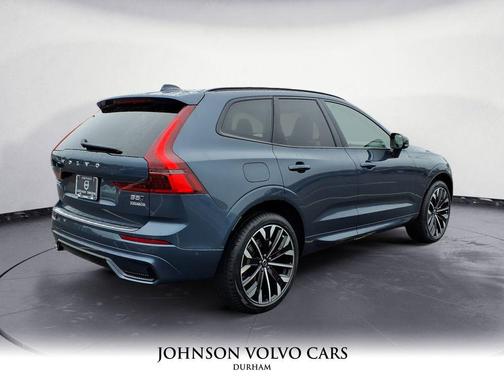 2026 Volvo XC60 B5 Ultra