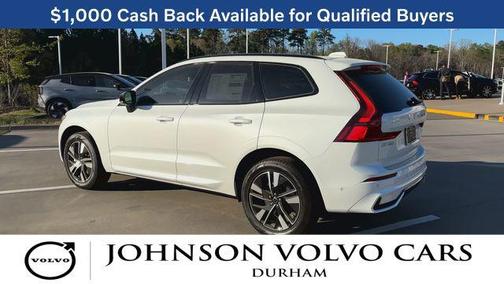 Crystal White Metallic 2026 Volvo XC60 B5 Plus