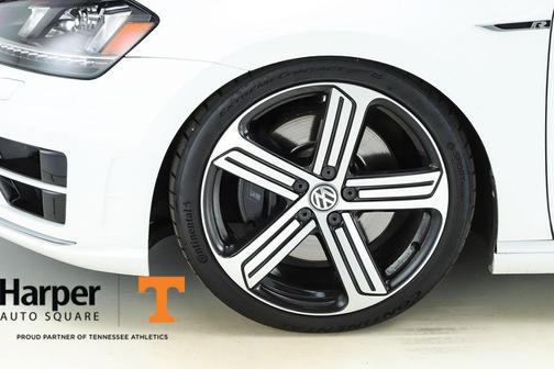 2016 Volkswagen Golf R 4-Door