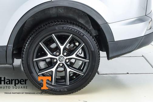 2018 Toyota RAV4 SE