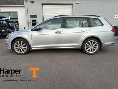 2015 Volkswagen Golf SportWagen SE