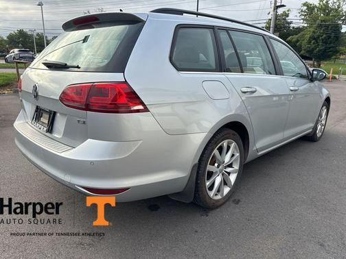 2015 Volkswagen Golf SportWagen SE