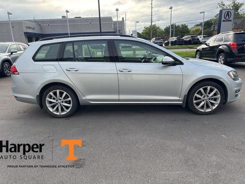 2015 Volkswagen Golf SportWagen SE