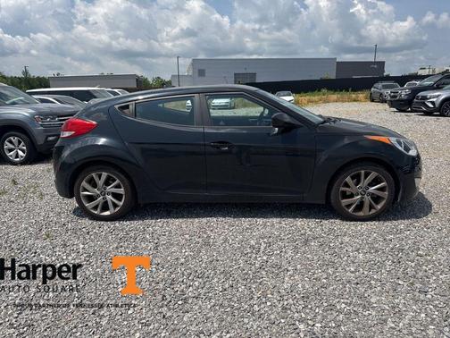 2017 Hyundai Veloster Base