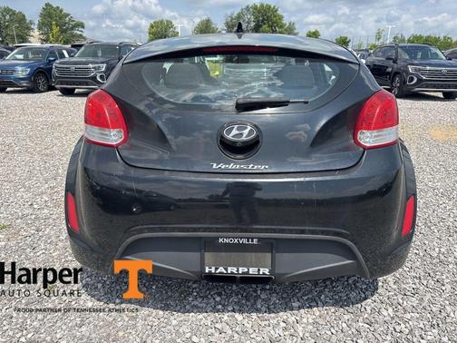 2017 Hyundai Veloster Base