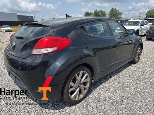 2017 Hyundai Veloster Base