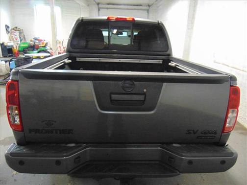 Gun Metallic 2021 Nissan Frontier SV
