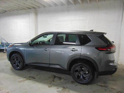 Charcoal/Gun Metall 2026 Nissan Rogue SV