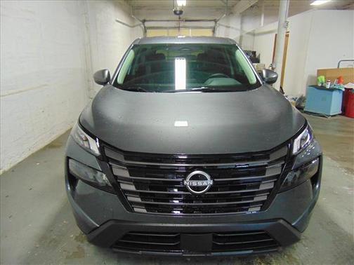 Charcoal/Gun Metall 2026 Nissan Rogue SV