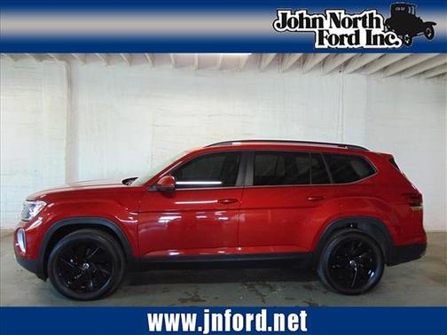 Aurora Red Metallic 2024 Volkswagen Atlas 2.0T SE w/Technology
