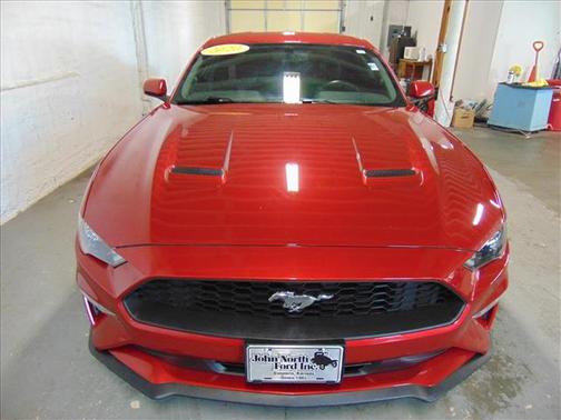 2020 Ford Mustang EcoBoost