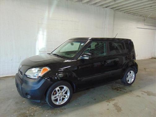 2011 Kia Soul +
