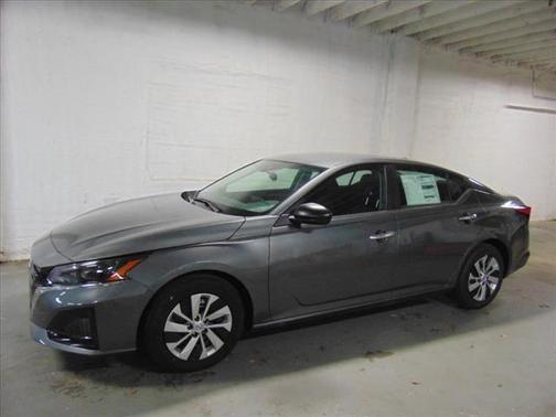 2025 Nissan Altima S FWD
