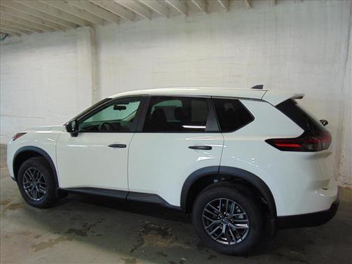 Glacier White 2026 Nissan Rogue S