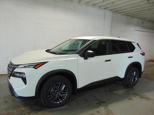 Glacier White 2026 Nissan Rogue S