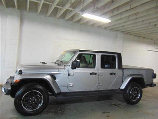 2021 Jeep Gladiator Overland