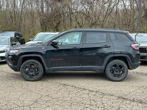 Diamond Black 2023 Jeep Compass Trailhawk