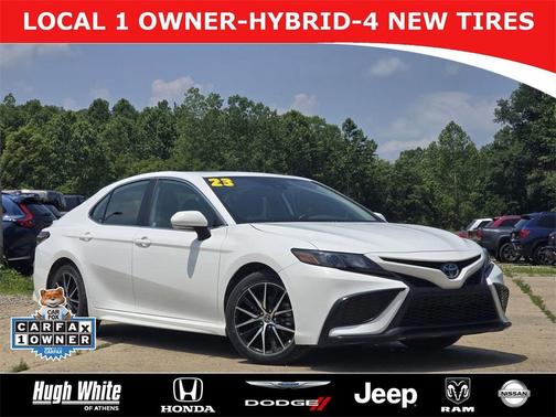 2023 Toyota Camry Hybrid SE
