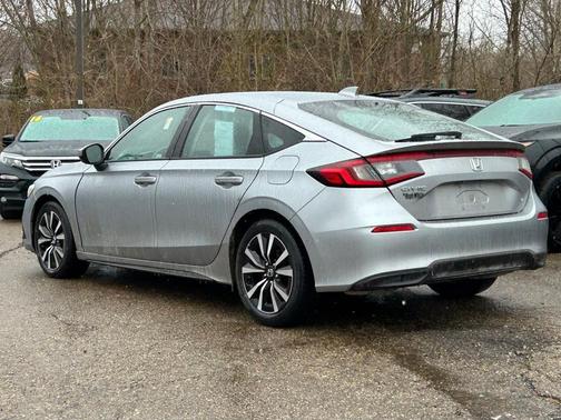 2023 Honda Civic EX-L