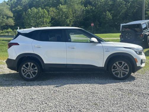2021 Kia Seltos LX