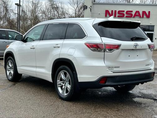 2016 Toyota Highlander Limited