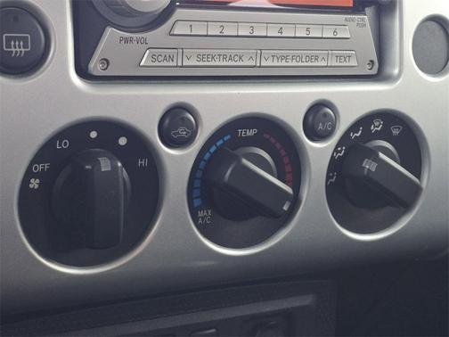 2007 Toyota FJ Cruiser Base (Retail Orders Only) (M6)