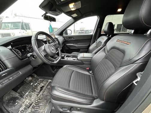 2023 Nissan Pathfinder Rock Creek