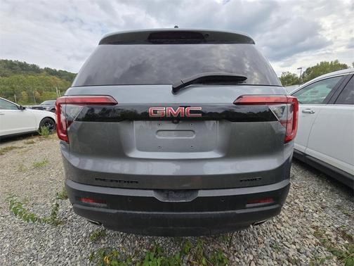 2021 GMC Acadia SLT