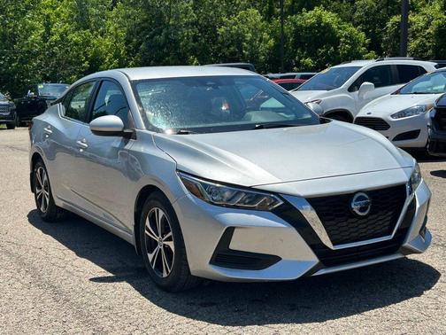 Brilliant Silver Metallic 2023 Nissan Sentra SV