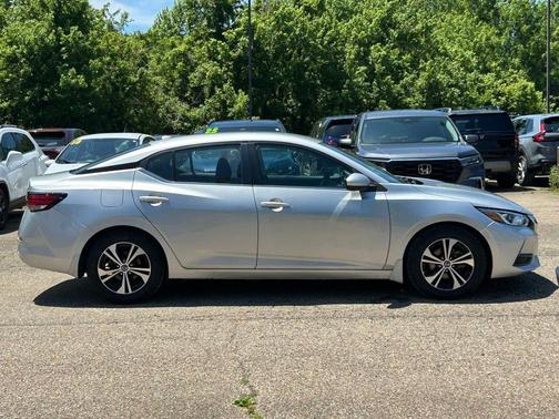 Brilliant Silver Metallic 2023 Nissan Sentra SV