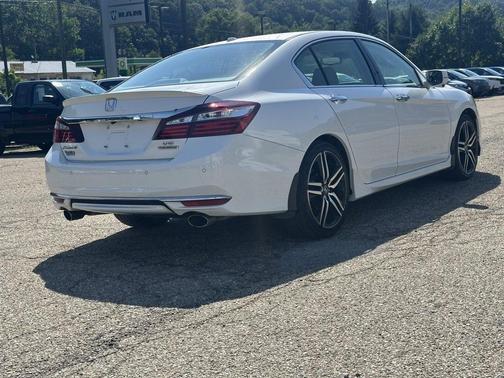 2017 Honda Accord Touring