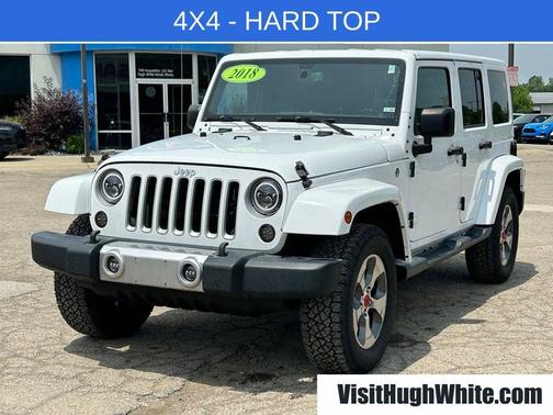 Bright White Clearcoat 2018 Jeep Wrangler JK Unlimited Sahara